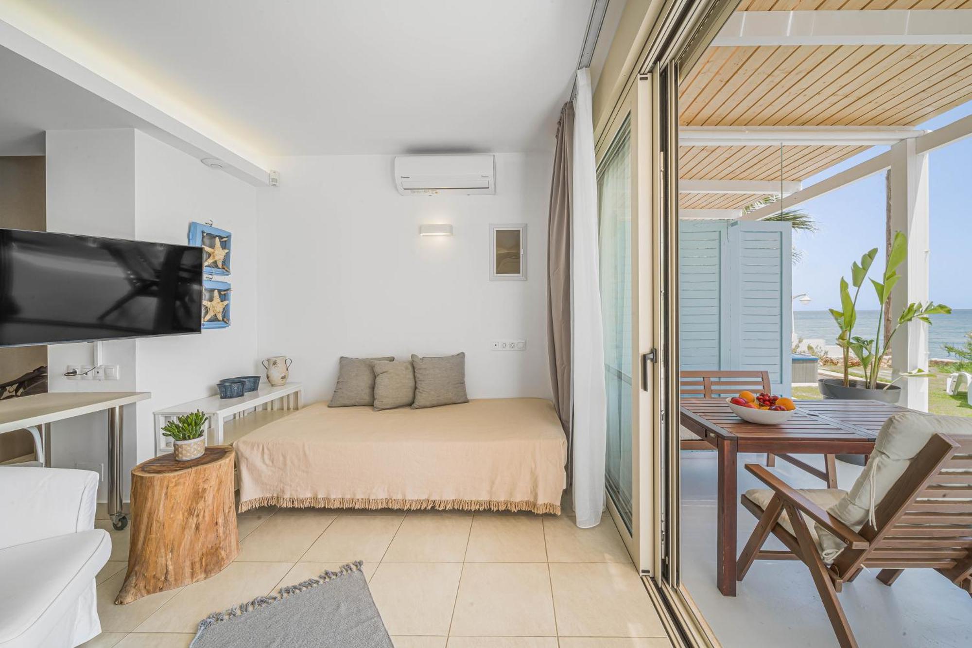 Junior Suite By The Beach Сталида Экстерьер фото