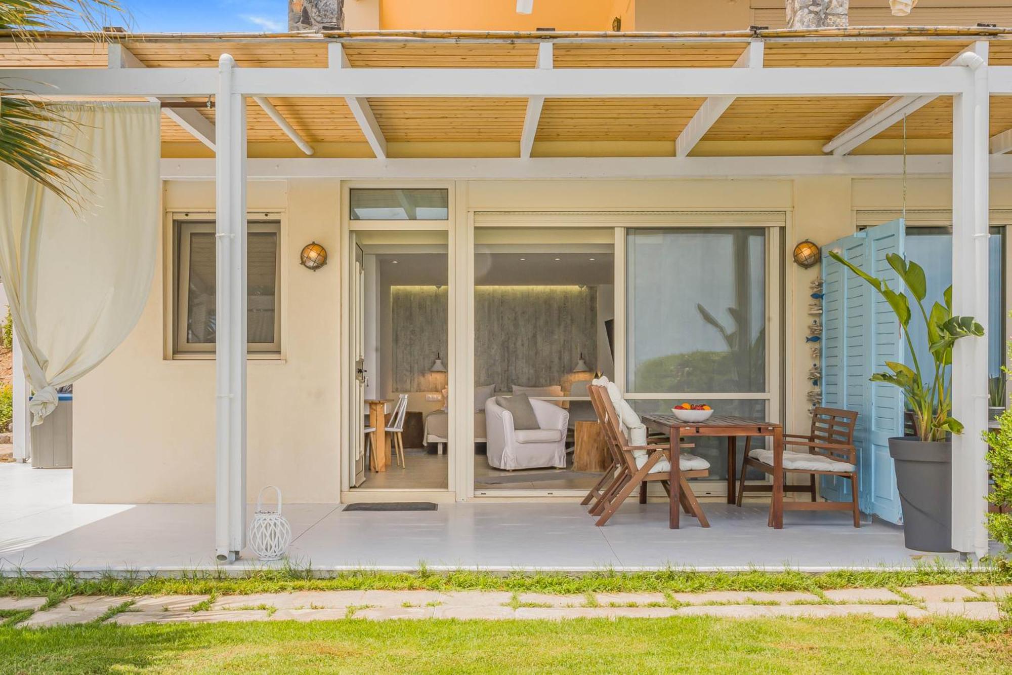 Junior Suite By The Beach Сталида Экстерьер фото