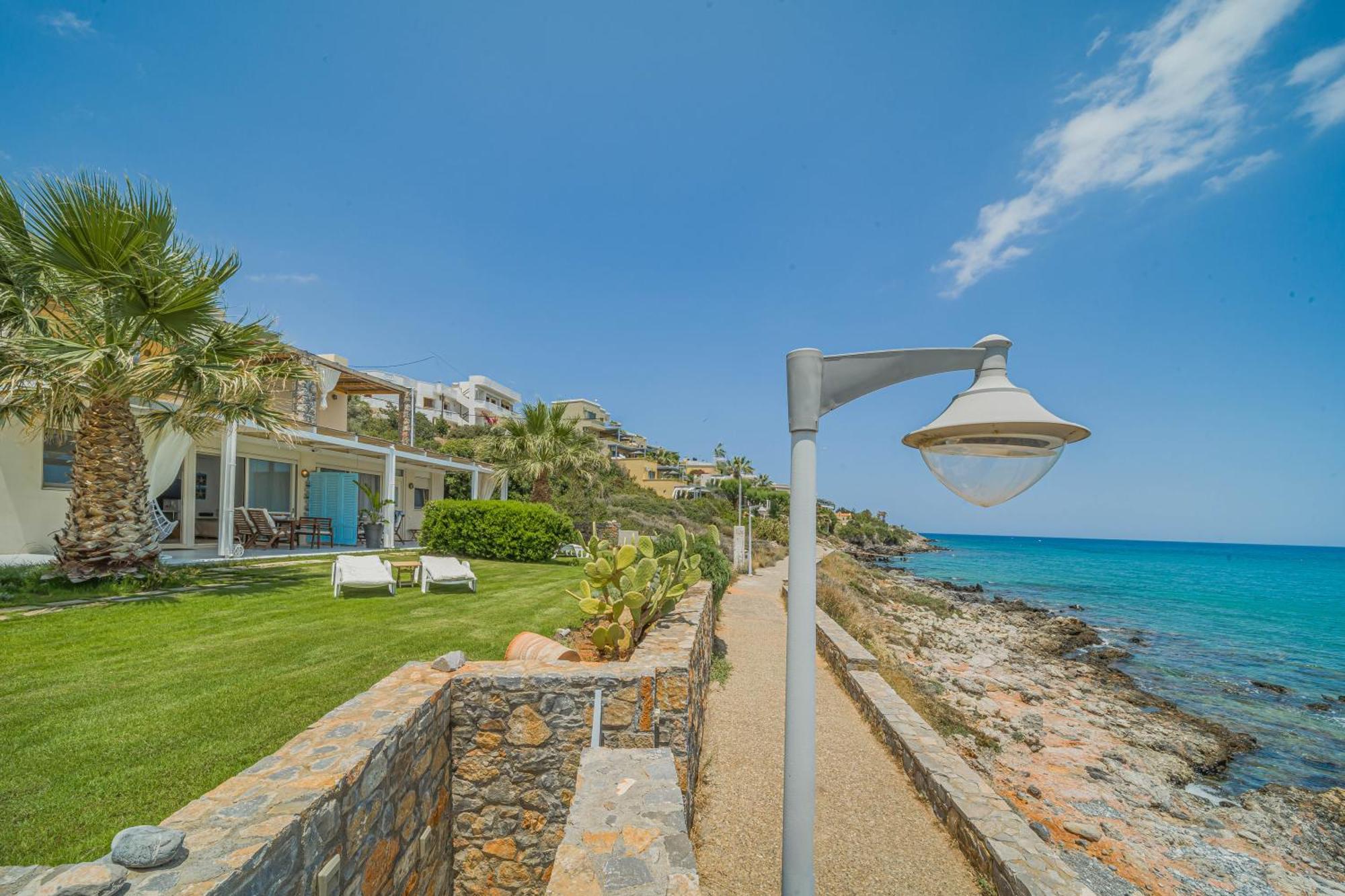 Junior Suite By The Beach Сталида Экстерьер фото